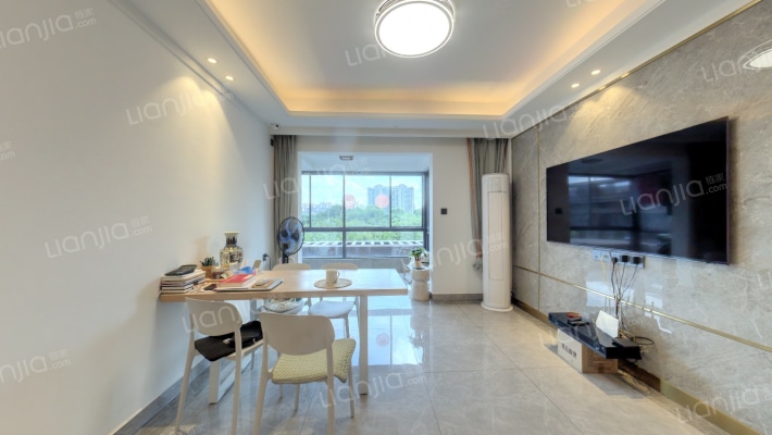 美的悦江府二手房实景图