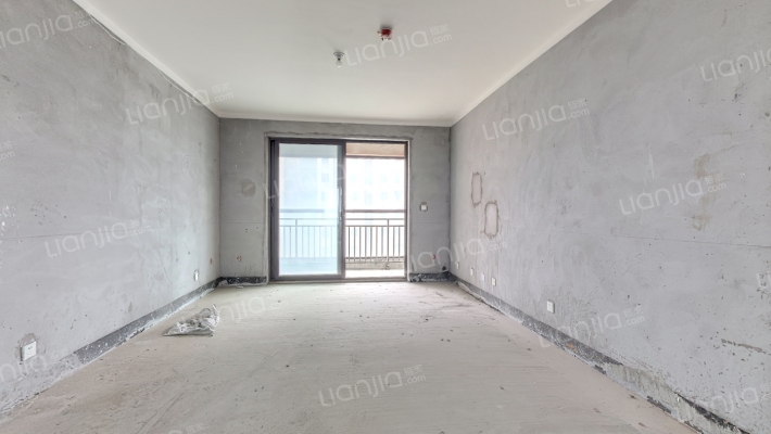 南航祥云和苑西院二手房实景图