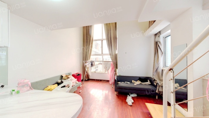 红杉雅园二手房实景图