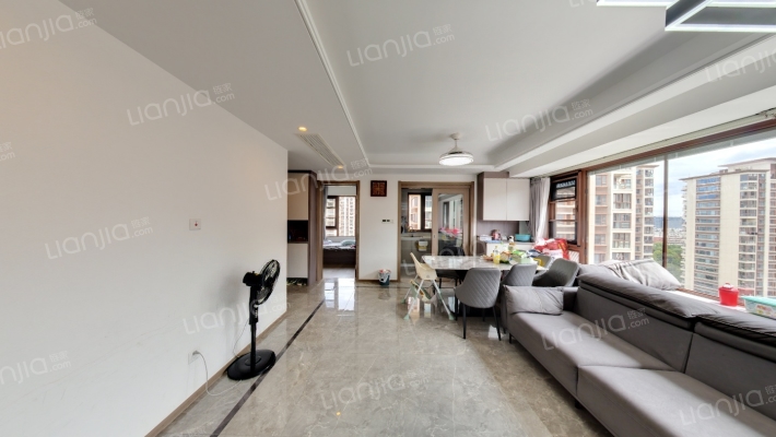 路劲银城澜仕里二手房实景图