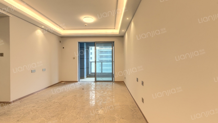 宝龙世家C区二手房实景图