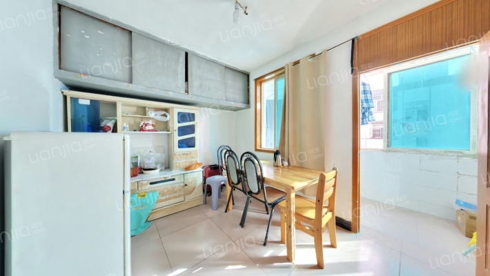 潼泾新村二手房实景图