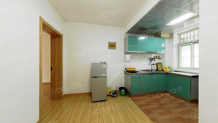 淮河路421号二手房实景图