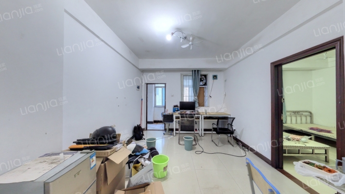 海富大厦附属楼二手房实景图