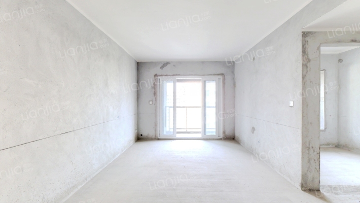 卓越蔚蓝城二手房实景图