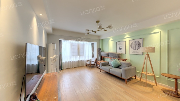 天鸿中央大院二手房实景图