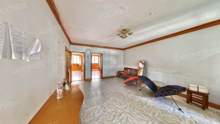 达莱公寓二手房实景图