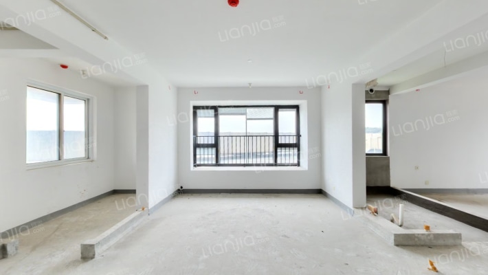 荣安桂语嵩江二手房实景图