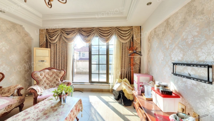 麗池莊園二手房实景图