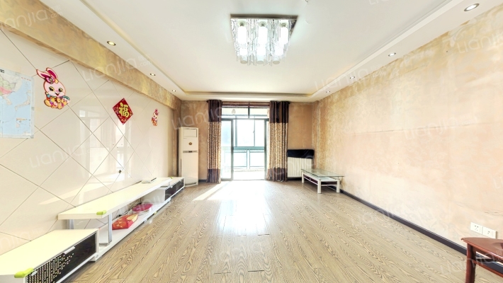 金湖家园二手房实景图