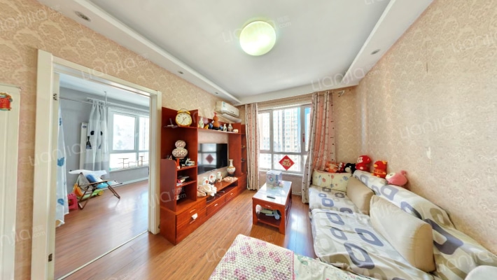 中国铁建国际城诗景颂苑二手房实景图