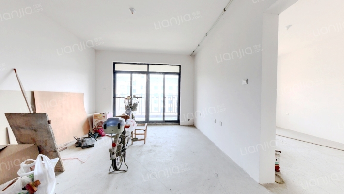 衡泰里宫二手房实景图