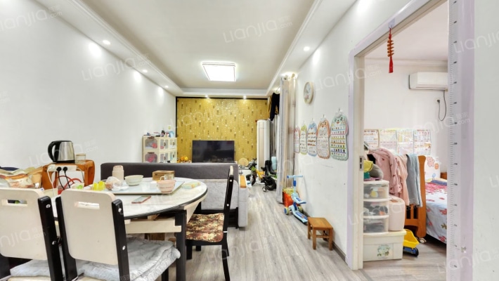 辛鑫绣城二手房实景图