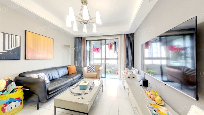 世茂翡翠府邸二手房实景图