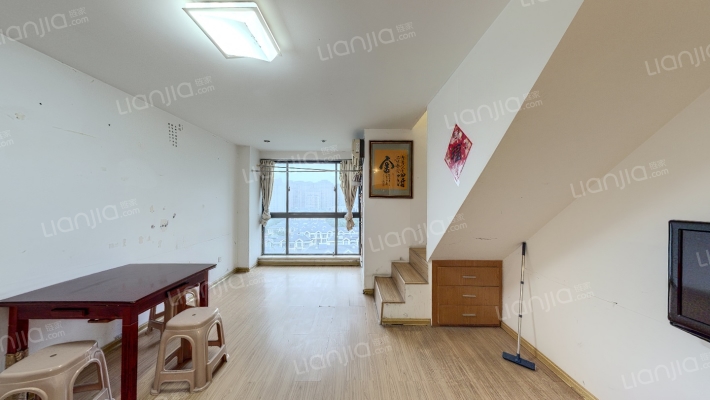 金领银座二手房实景图