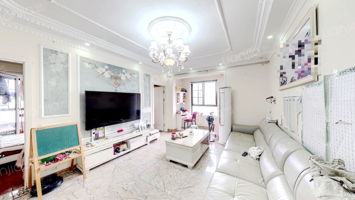 金地格林公馆二手房实景图