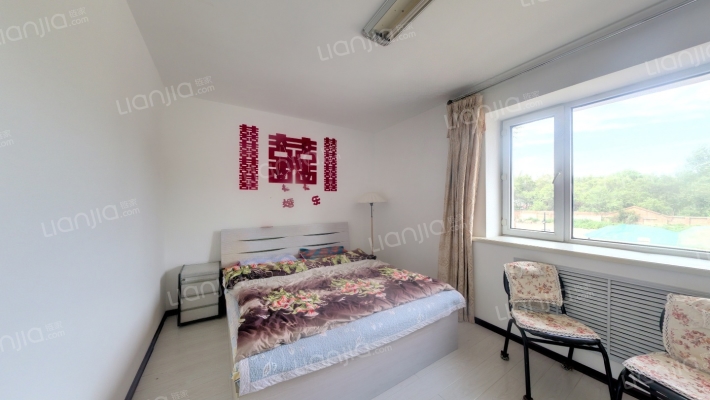 百盛家园二手房实景图