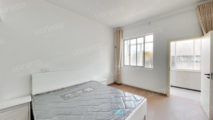 凤鸣路二手房实景图