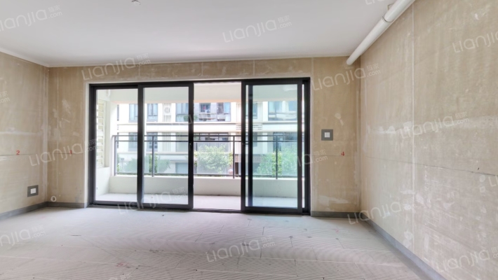 山语桃源溪岸学府二手房实景图