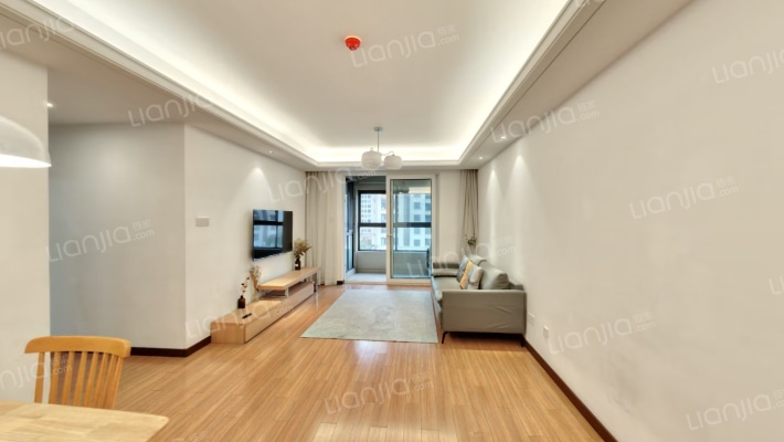 万科蓝色东方二手房实景图