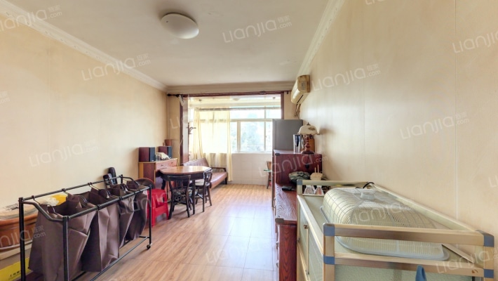 绍兴路33-35号二手房实景图