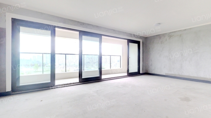 鲁能领秀城二期二手房实景图