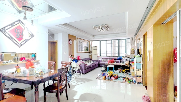 人利华府二手房实景图