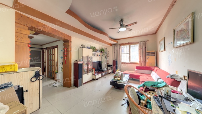 南油宿舍二手房实景图