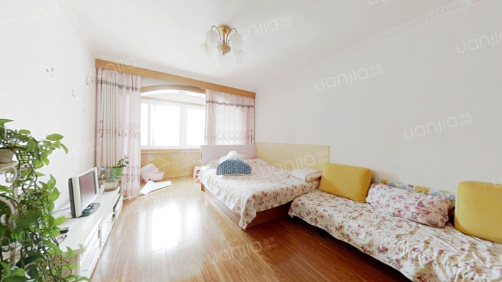 辽阳西路71、79、83号二手房实景图