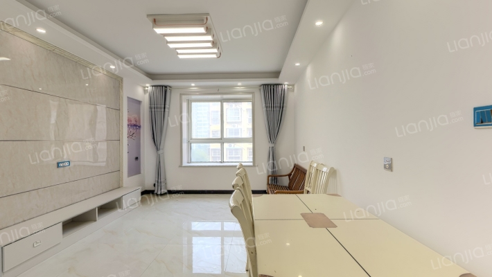 文明绿城小区二手房实景图