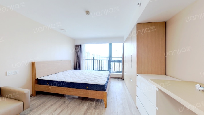 雅颂市心府二手房实景图