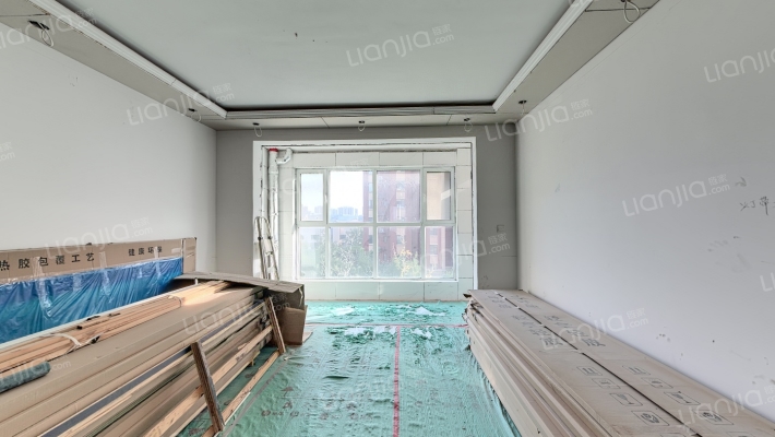 鸿泰花漾城南区二手房实景图