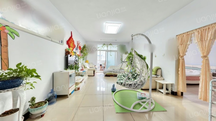 四通湖滨小区二手房实景图