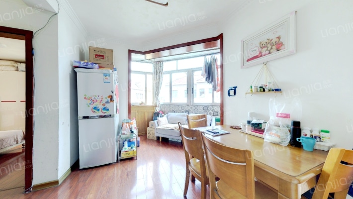 莘松六村二手房实景图