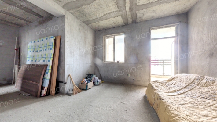 王寨新襄阳客厅还建小区二手房实景图