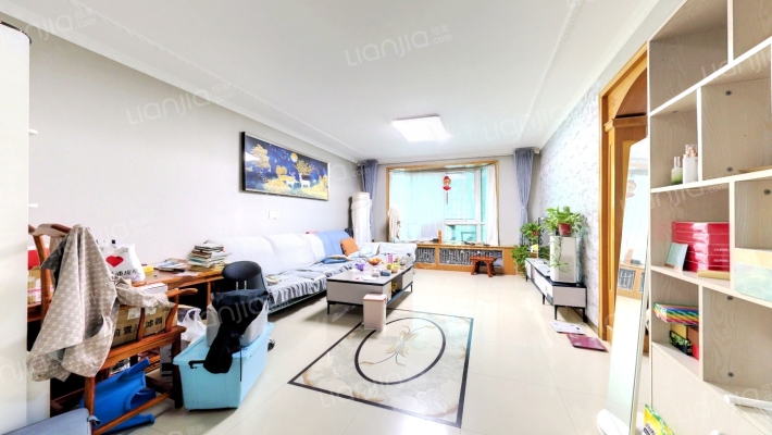 金海怡景苑二手房实景图