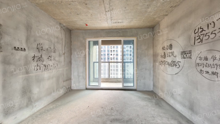 晶科江畔学府二手房实景图