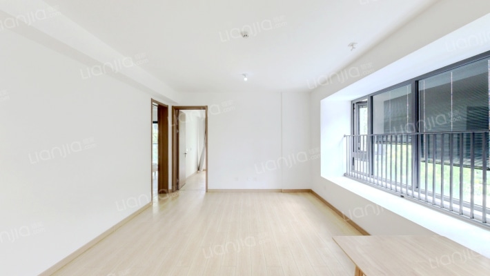 誉澜颂二手房实景图