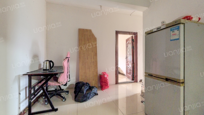 雄飞北尚广场二手房实景图