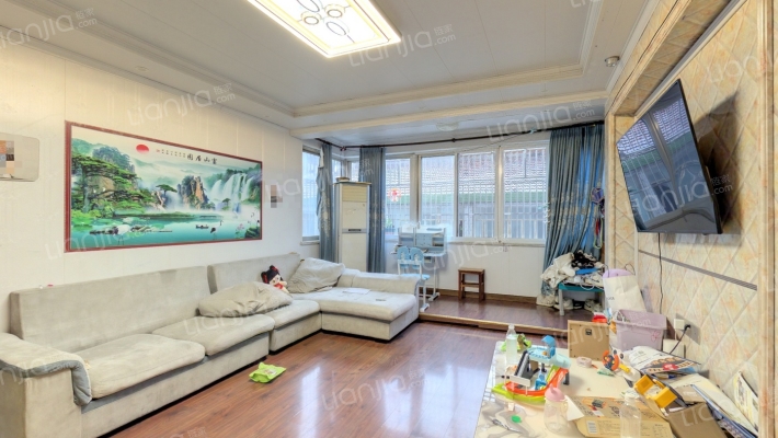 铁狮新村二手房实景图