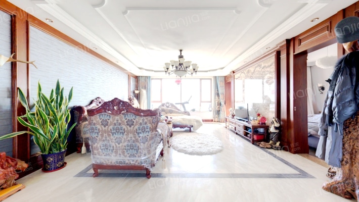 水映华庭二手房实景图