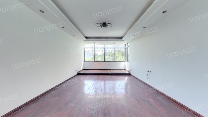 玉龙山水花园二手房实景图