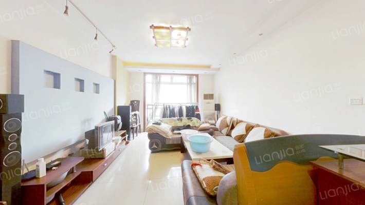 恋日家园E区二手房实景图