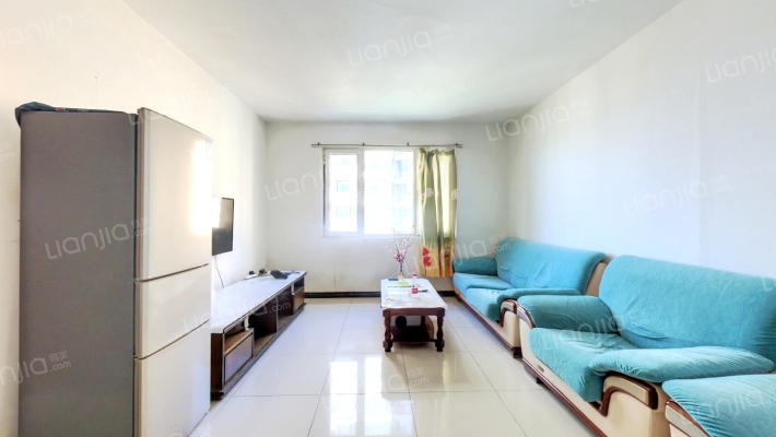 此房满五唯一，全阳户型，采光好，业主诚心想出手。-客厅