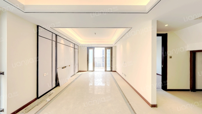 世茂璀璨天城二期二手房实景图