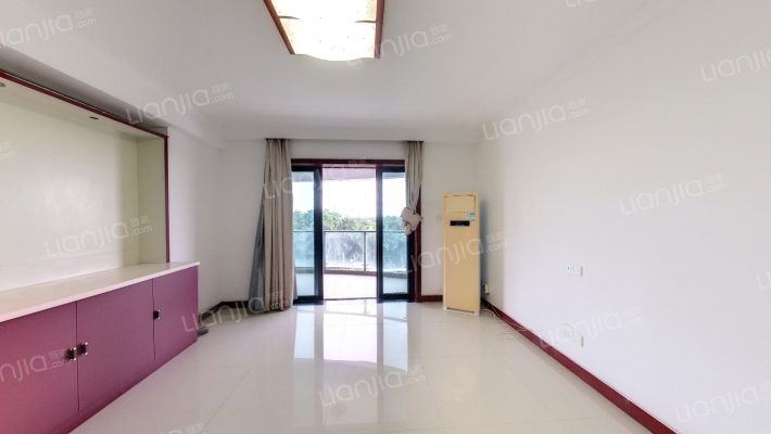 宝华海景公寓二手房实景图