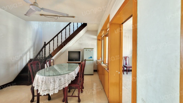 开发新村B区二手房实景图