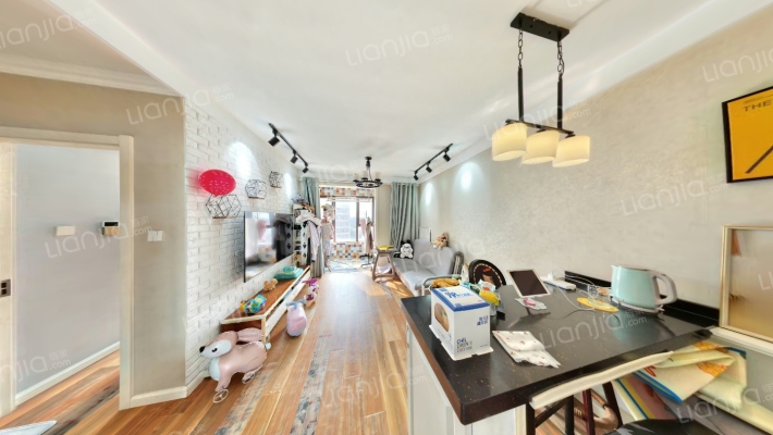 东方龙域二手房实景图