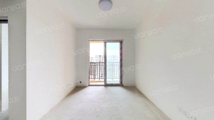 半岛佳园C区二手房实景图