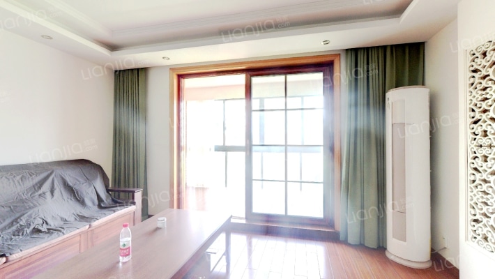 蓝天嘉苑二手房实景图